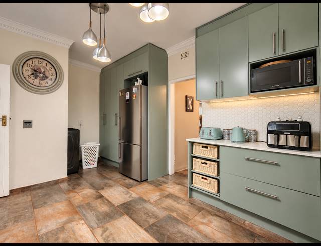 3 BEDROOM TOWNHOUSE FOR SALE IN THREE RIVERS